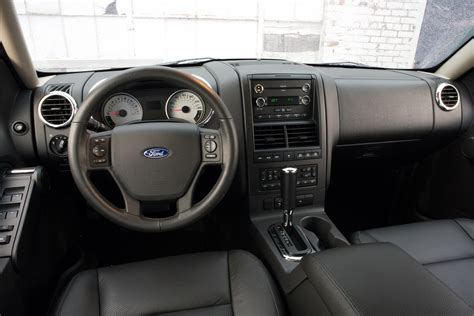 ford sport trac adrenalin interior